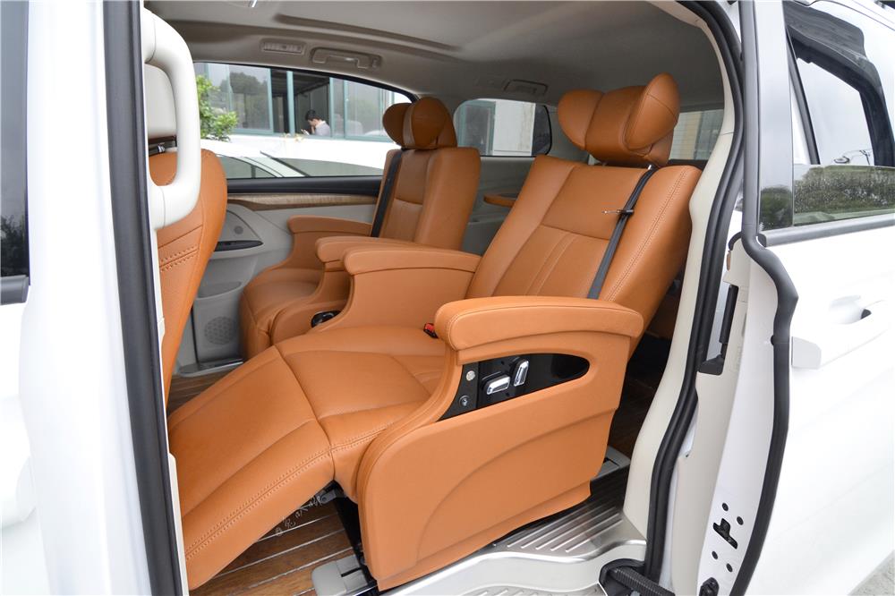 Top Quality Reasonable Price Classical Customized Airbag Friendly Leather Blue Car Seat Covers Leather